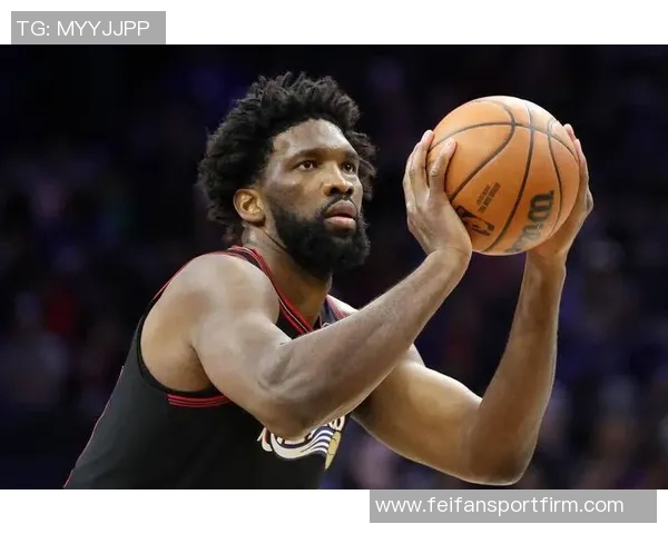 马克西狂砍54分追平队史第九仅恩比德张伯伦和AI得分更高